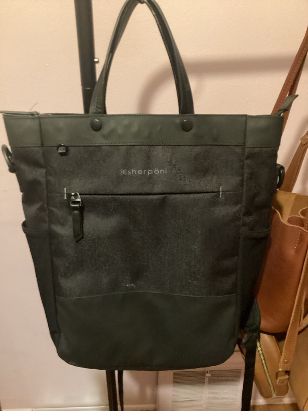 Sherpani Black backpack - crossbody - tote
